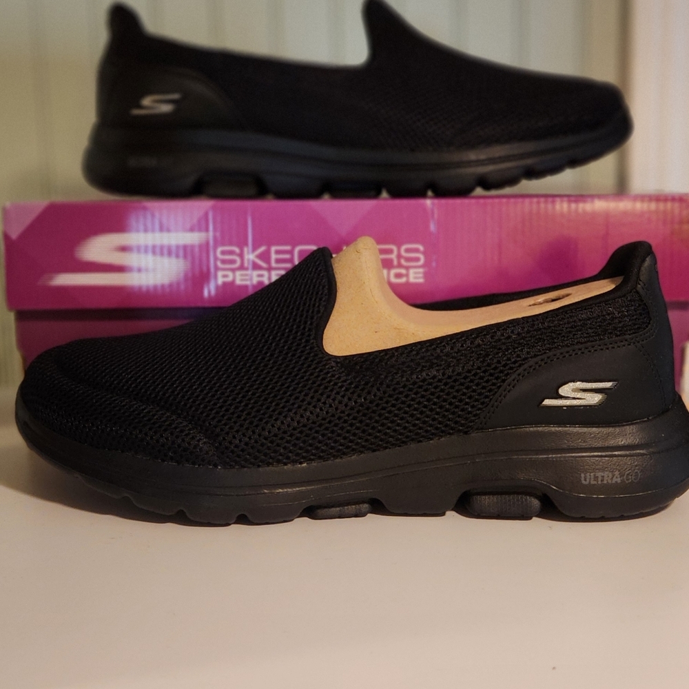 Skechers Women's Walking Shoe